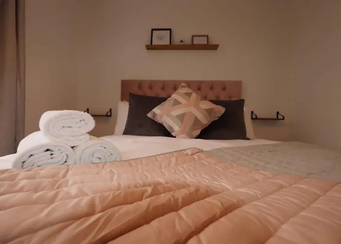 Alma Vale 4 - Hopewell *