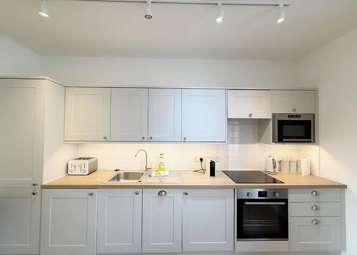 Alma Vale 4 - Hopewell * Бристоль