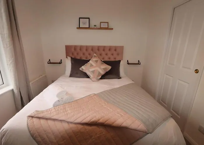 Alma Vale 4 - Hopewell Apartment *